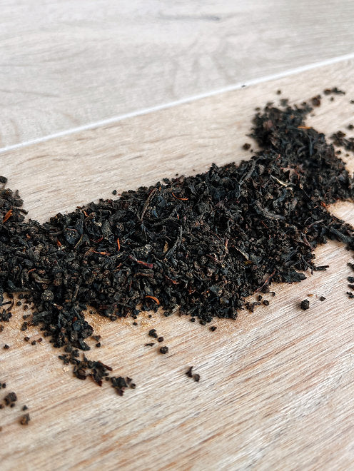 Wolfe's spice tea blend leaves